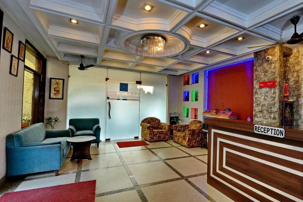 Hotel Diamond Inn Chandīgarh Dış mekan fotoğraf